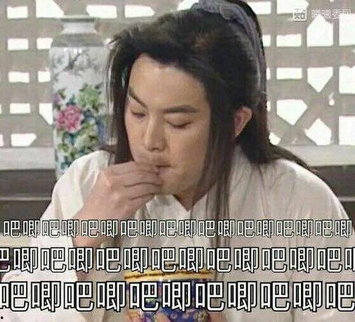 吃瓜娱乐小狗表情包,萌态可掬，笑点满满  第3张